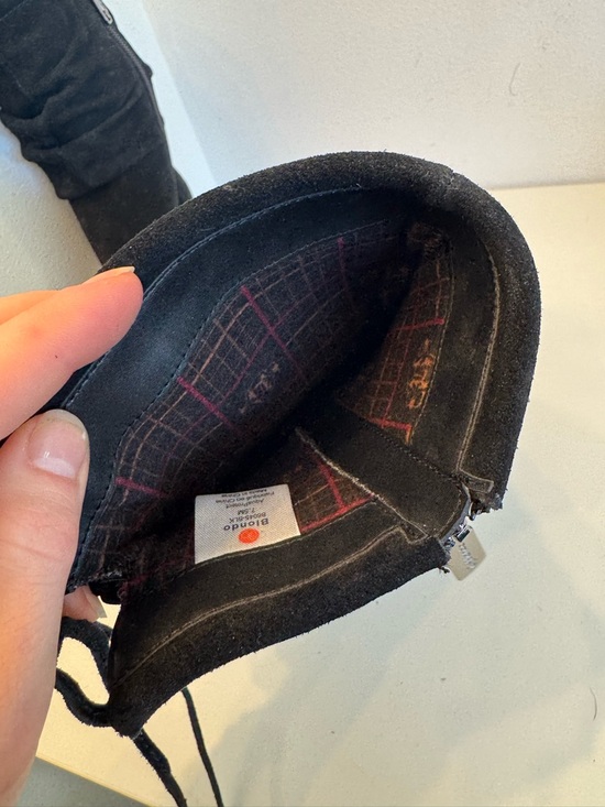 Blondo Black Suede Slouch Block Heel Ankle Boots - Picture 9 of 9